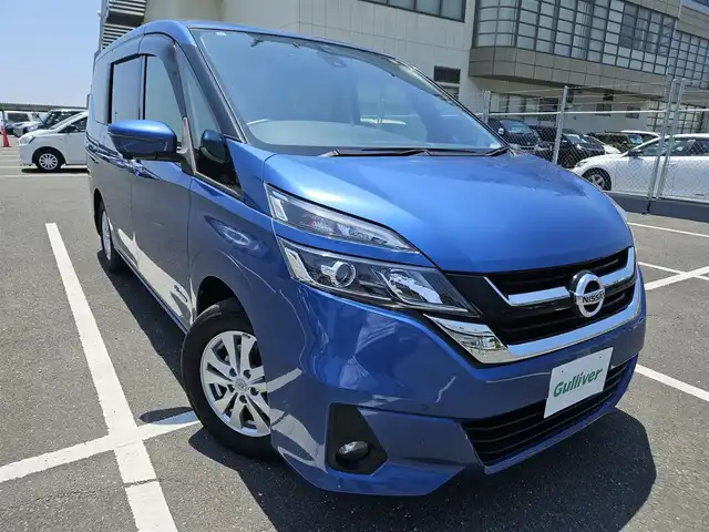 日産 セレナ G 兵庫県 2017(平29)年 7.6万km シャイニングブルー 純正ナビ(BT/CD/DVD)/フルセグTV/パワースライドドア(両側)/アラウンドビューモニター/ビルトインETC/ドライブレコーダー/クルーズコントロール/ソナー機能/踏み間違い衝突防止アシスト/インテリジェントパーキングアシスト/進入禁止標識検知/ふらつき警報/ビークルダイナミクスコントロール/LEDヘッドランプ/本革巻きステアリング/ステアリングスイッチ/前席アームレスト/2列目/3列目パーソナルテーブル/2列目/3列目USB電源ソケット/純正15インチアルミホイール/インテリジェントキー/プッシュエンジンスターター/禁煙車