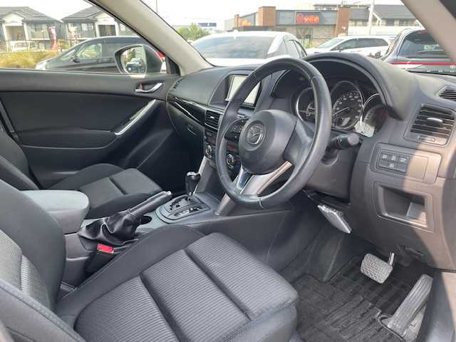 マツダ ＣＸ－５ XD 三重県 2012(平24)年 11.6万km ブラック ディスチャーパッケージ/・ディスチャージヘッドランプ/・アダプティブフロントライティングシステム/・オートライトシステム/・レインセンサーワイパー/1オーナー/純正ナビ/フルセグTV/【CD/DVD/SD/Bluetooth】/バックカメラ/ETC/225/65R17インチ純正AW/プッシュスタート/スマートキー/スペアキー/純正フロアマット