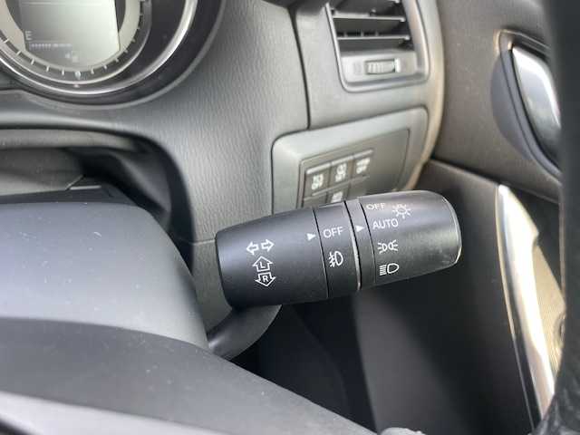 マツダ ＣＸ－５ XD 三重県 2012(平24)年 11.6万km ブラック ディスチャーパッケージ/・ディスチャージヘッドランプ/・アダプティブフロントライティングシステム/・オートライトシステム/・レインセンサーワイパー/1オーナー/純正ナビ/フルセグTV/【CD/DVD/SD/Bluetooth】/バックカメラ/ETC/225/65R17インチ純正AW/プッシュスタート/スマートキー/スペアキー/純正フロアマット