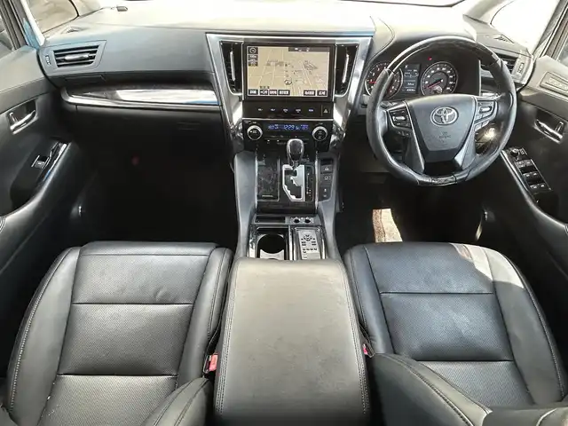 トヨタ ヴェルファイア Z Gエディション 新潟県 2018(平30)年 8.4万km ホワイトパールクリスタルシャイン 純正ナビ【フルセグTV/FM・AM・BT】/衝突軽減/バックカメラ/クルーズコントロール追従有/フリップダウンモニター/両側パワースライドドア/DN席パワーシート/前後コーナーセンサー/電動リアゲート/DN席シートヒーター/DN席エアーシート/レーンキープアシスト/横滑り防止/オートマチックハイビーム/ETC/プッシュスタート/スマートキー/スペアキー
