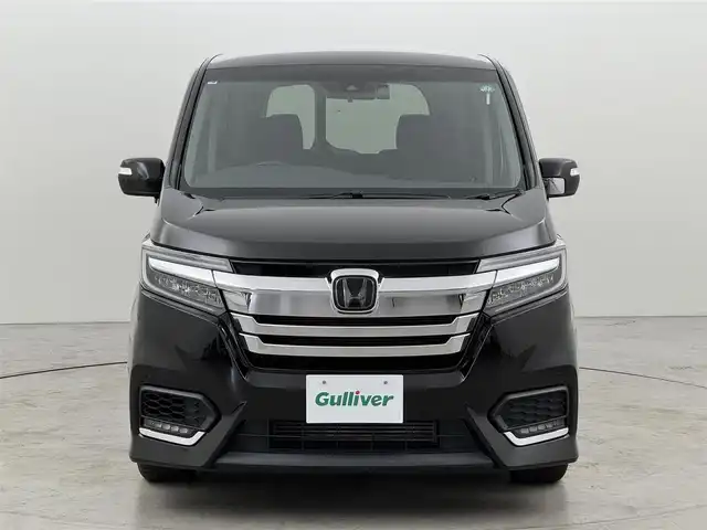 ホンダ ステップワゴン スパーダ ホンダセンシング 熊本県 2020(令2)年 5.9万km プレミアムスパークルブラックパール ワンオーナー　/後席モニター　/純正８型ナビ　/バックカメラ　/ビルトインＥＴＣ２．０　/前方ドラレコ　/コーナーセンサー　/アダプティブクルコン　/ホンダセンシング　/衝突被害軽減　/レーンキープ　/両側電動スライドドア