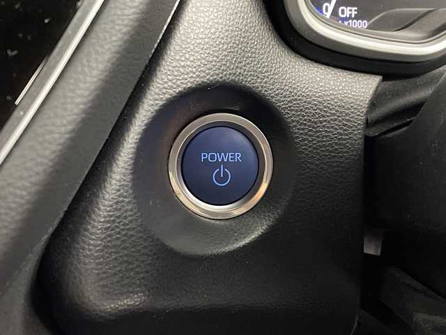 トヨタ カローラ クロス Z 鹿児島県 2023(令5)年 2.9万km プラチナホワイトパールマイカ ワンオーナー/純正ディスプレイオーディオ/モデリスタエアロ/パノラマルーフ/パノラミックビューモニター/レーダークルーズコントロール/プリクラッシュセーフティ/レーンキープアシスト/パワーバックドア/オートライト/オートマチックハイビーム/ハーフレザーシート/パワーシート/シートヒーター