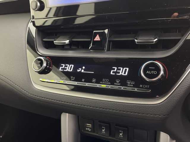トヨタ カローラ クロス Z 鹿児島県 2023(令5)年 2.9万km プラチナホワイトパールマイカ ワンオーナー/純正ディスプレイオーディオ/モデリスタエアロ/パノラマルーフ/パノラミックビューモニター/レーダークルーズコントロール/プリクラッシュセーフティ/レーンキープアシスト/パワーバックドア/オートライト/オートマチックハイビーム/ハーフレザーシート/パワーシート/シートヒーター