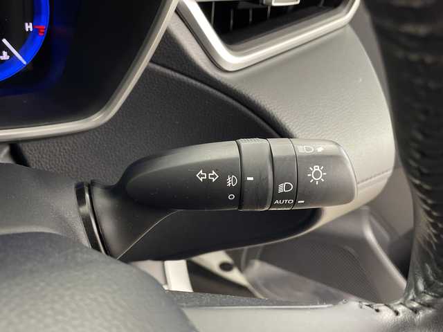 トヨタ カローラ クロス Z 鹿児島県 2023(令5)年 2.9万km プラチナホワイトパールマイカ ワンオーナー/純正ディスプレイオーディオ/モデリスタエアロ/パノラマルーフ/パノラミックビューモニター/レーダークルーズコントロール/プリクラッシュセーフティ/レーンキープアシスト/パワーバックドア/オートライト/オートマチックハイビーム/ハーフレザーシート/パワーシート/シートヒーター