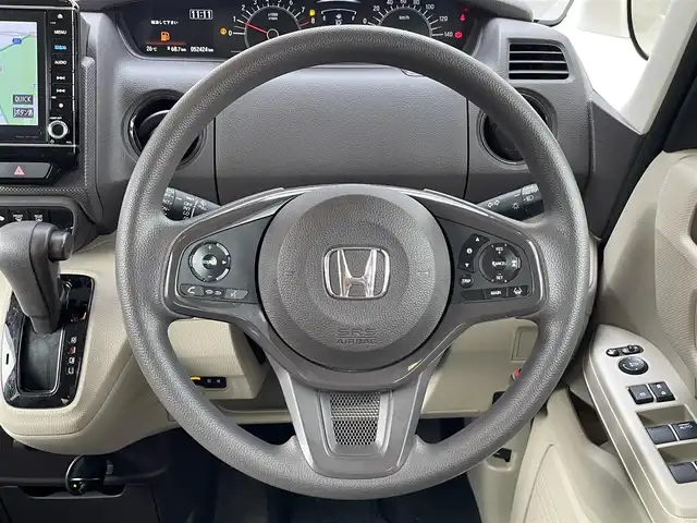 ホンダ Ｎ ＢＯＸ G ホンダセンシング 福岡県 2019(令1)年 5.3万km ピーチブロッサムパール ワンオーナー/純正ディーラーナビ/（Gathers:VXU-195NBi）/8インチナビ/フルセグTV/Bluetooth対応/FM/AM/クルーズコントロール/バックカメラ/両側スライドドア/ビルトインETC/ドライブレコーダー（前後）/ドアバイザー/プッシュスタート/純正フロアマット/アイドリングストップ/衝突軽減システム/保証書/取扱説明書/スペアキー/スマートキー