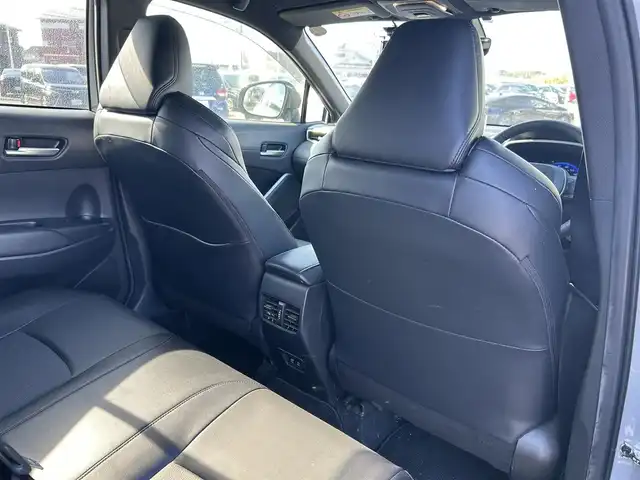 トヨタ カローラ クロス ハイブリッド Z 鹿児島県 2022(令4)年 9.6万km セメントグレーメタリック ワンオーナー/トヨタセーフティセンス/-プロアクティブドライビングアシスト/-プリクラッシュセーフティー/-レーダークルーズコントロール/-レーントレーシングアシスト/-パーキングサポートブレーキ/純正ナビ/(Bluetooth/フルセグTV/DVD)/バックカメラ/LEDヘッドライト/前後ドライブレコーダー/シートヒーター/純正18インチアルミホイール/スマートキー/ETC