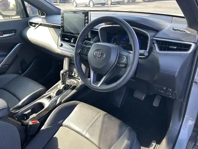 トヨタ カローラ クロス ハイブリッド Z 鹿児島県 2022(令4)年 9.6万km セメントグレーメタリック ワンオーナー/トヨタセーフティセンス/-プロアクティブドライビングアシスト/-プリクラッシュセーフティー/-レーダークルーズコントロール/-レーントレーシングアシスト/-パーキングサポートブレーキ/純正ナビ/(Bluetooth/フルセグTV/DVD)/バックカメラ/LEDヘッドライト/前後ドライブレコーダー/シートヒーター/純正18インチアルミホイール/スマートキー/ETC