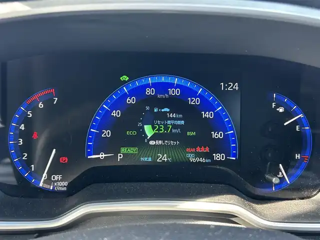 トヨタ カローラ クロス ハイブリッド Z 鹿児島県 2022(令4)年 9.6万km セメントグレーメタリック ワンオーナー/トヨタセーフティセンス/-プロアクティブドライビングアシスト/-プリクラッシュセーフティー/-レーダークルーズコントロール/-レーントレーシングアシスト/-パーキングサポートブレーキ/純正ナビ/(Bluetooth/フルセグTV/DVD)/バックカメラ/LEDヘッドライト/前後ドライブレコーダー/シートヒーター/純正18インチアルミホイール/スマートキー/ETC