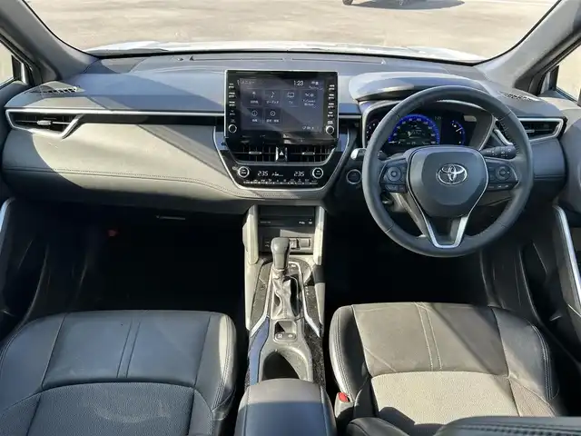 トヨタ カローラ クロス ハイブリッド Z 鹿児島県 2022(令4)年 9.6万km セメントグレーメタリック ワンオーナー/トヨタセーフティセンス/-プロアクティブドライビングアシスト/-プリクラッシュセーフティー/-レーダークルーズコントロール/-レーントレーシングアシスト/-パーキングサポートブレーキ/純正ナビ/(Bluetooth/フルセグTV/DVD)/バックカメラ/LEDヘッドライト/前後ドライブレコーダー/シートヒーター/純正18インチアルミホイール/スマートキー/ETC