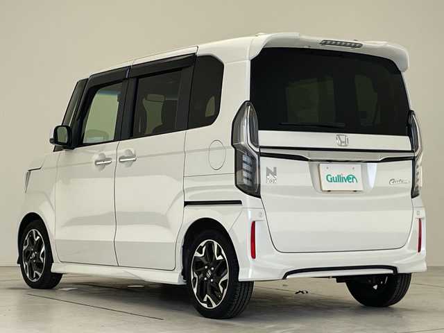 ホンダ Ｎ ＢＯＸ カスタム G L ターボ ホンダセンシング 愛知県 2019(令1)年 4.2万km プラチナホワイトパール 純正ナビ/ホンダセンシング/両側パワースライドドア/クルーズコントロール/バックカメラ/コーナーセンサー/純正アルミホイール/LEDヘッドライト/パドルシフト/オートマチックハイビーム/ドライブレコーダー/ETC/衝突軽減システム/CD DVD/Bluetooth/フルセグ/ステアリングスイッチ/スマートキー/プッシュスタート