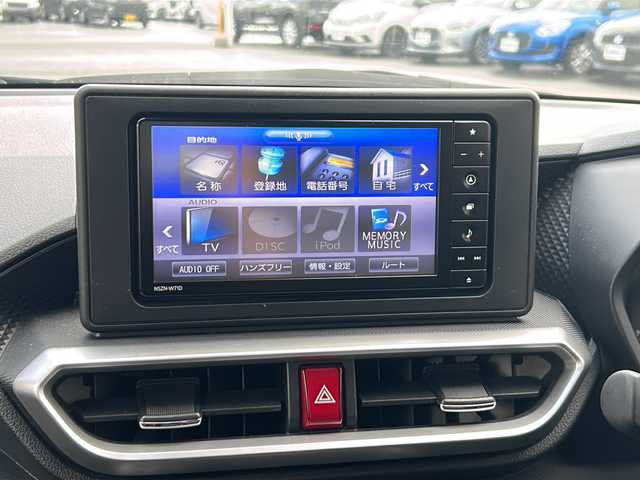 ダイハツ ロッキー X 青森県 2021(令3)年 2.9万km ブラックマイカメタリック ・寒冷地仕様/・4WD/・純正ナビ/・フルセグ/・バックカメラ/・CD/DVD/SD/Bluetooth/・衝突被害軽減ブレーキ/・レーンキープアシスト/・ワイパーデアイサ/・オートライト/・LEDヘットライト/・前席シートヒーター/・アイドリングストップ/・プッシュスタート/・スマートキー/・スペアキー１本/・電動格納ウィンカーミラー/・純正エンジンスターター/・純正ドライブレコーダー/・純正フロアマット/・純正ドアバイザー/・純正16AW/・スタッドレス積込/・保証書・取説あり