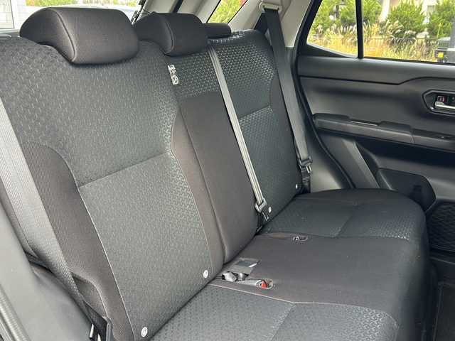 ダイハツ ロッキー X 青森県 2021(令3)年 2.9万km ブラックマイカメタリック ・寒冷地仕様/・4WD/・純正ナビ/・フルセグ/・バックカメラ/・CD/DVD/SD/Bluetooth/・衝突被害軽減ブレーキ/・レーンキープアシスト/・ワイパーデアイサ/・オートライト/・LEDヘットライト/・前席シートヒーター/・アイドリングストップ/・プッシュスタート/・スマートキー/・スペアキー１本/・電動格納ウィンカーミラー/・純正エンジンスターター/・純正ドライブレコーダー/・純正フロアマット/・純正ドアバイザー/・純正16AW/・スタッドレス積込/・保証書・取説あり