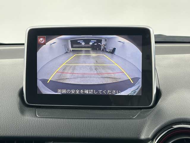 マツダ ＣＸ－３ XD 愛知県 2015(平27)年 2.8万km クリスタルホワイトパールマイカ メーカーオプション/セーフティパッケージ/(BSM/車線逸脱警報/ハイビームコントロールシステム)/LEDコンフォートパッケージ/（クルーズコントロール/LEDヘッドライト）/装備/純正7インチＳＤナビ/（ＤＶＤ/ＣＤ/フルセグ/Bluetooth/ＡＭ/ＦＭ）/スマートシティブレーキサポート/バックカメラ/スマートキー/ＬＥＤライト/純正１６インチＡＷ/純正フロアマット/横滑り防止