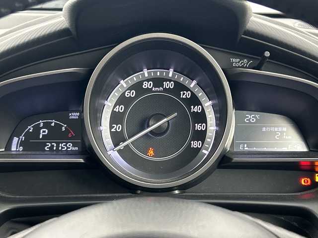 マツダ ＣＸ－３ XD 愛知県 2015(平27)年 2.8万km クリスタルホワイトパールマイカ メーカーオプション/セーフティパッケージ/(BSM/車線逸脱警報/ハイビームコントロールシステム)/LEDコンフォートパッケージ/（クルーズコントロール/LEDヘッドライト）/装備/純正7インチＳＤナビ/（ＤＶＤ/ＣＤ/フルセグ/Bluetooth/ＡＭ/ＦＭ）/スマートシティブレーキサポート/バックカメラ/スマートキー/ＬＥＤライト/純正１６インチＡＷ/純正フロアマット/横滑り防止