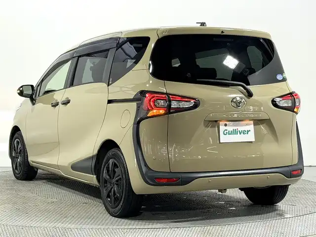 トヨタ シエンタ G グランパー 大阪府 2019(令1)年 4.6万km ベージュ ナビTV 360カメラ フリップダウンモニター シートヒーター ハンドルヒーター 衝突軽減ブレーキ レーンアシスト オートハイビーム 両側パワースライドドア クリアランスソナー 前後ドライブレコーダー ETC