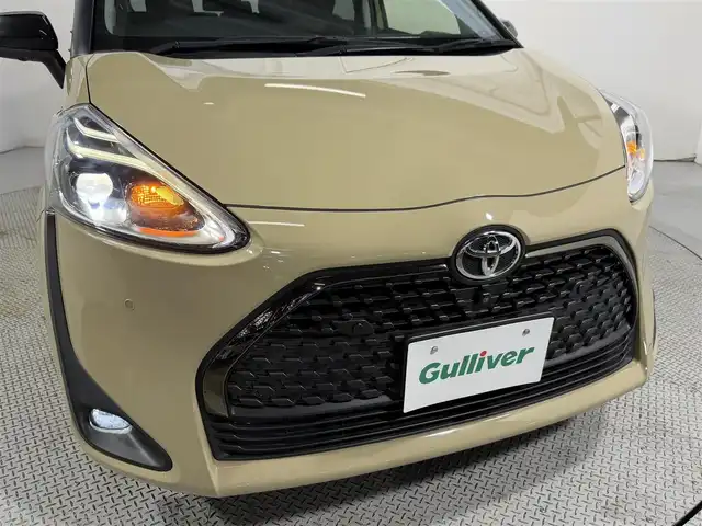 トヨタ シエンタ G グランパー 大阪府 2019(令1)年 4.6万km ベージュ ナビTV 360カメラ フリップダウンモニター シートヒーター ハンドルヒーター 衝突軽減ブレーキ レーンアシスト オートハイビーム 両側パワースライドドア クリアランスソナー 前後ドライブレコーダー ETC