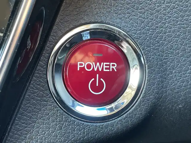 ホンダ ヴェゼル ハイブリッド Z ホンダセンシング 神奈川県 2017(平29)年 5.4万km プレミアムクリスタルレッドM 純正メモリナビ（VXM-175VFi）/Bluetooth/CD/DVD/フルセグ/USB/追従式クルーズコントロール/前席シートヒーター/パドルシフト/パーキングセンサー/ルーフレール/LEDヘッドライト/LEDフォグランプ/ブレーキホールド/シートポジションメモリー/プッシュスタート/スマートキー/純正アルミホイール/純正フロアマット/ETC/電動格納ミラー/ドアバイザー/横滑り防止装置/レーンキープアシスト/衝突被害軽減システム