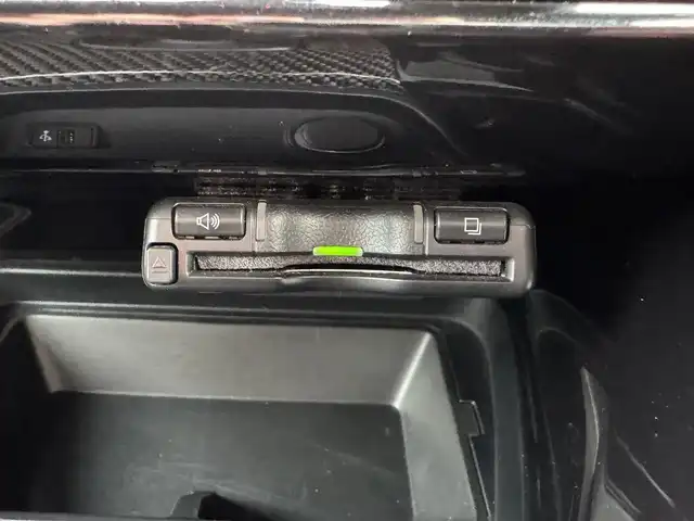 トヨタ スープラ 愛媛県 2020(令2)年 7.1万km ブラックメタリック メーカーオプション純正ナビ/BT/AM・FM/フルセグTV/バックカメラ/ETC/前ドライブレコーダー/追従型クルーズコントロール/前席パワーシート・シートヒーター/LEDヘッドライト/パドルシフト/JBLサウンド/衝突軽減システム/横滑り防止装置/純正エアロパーツ