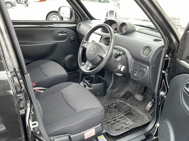 ダイハツ エッセ カスタム 道北・旭川 2010(平22)年 3万km ブラックマイカメタリック /４WD//禁煙車//純正フルエアロ//社外ナビ//フルセグTV/HDD/CD/DVD/SD/iPod//バックカメラ//前後ドライブレコーダー//社外AW付夏タイヤ積込み//ドアバイザー//電動格納式ミラー//フォグランプ//ミラーウインカー//スペアキー1本//取扱説明書