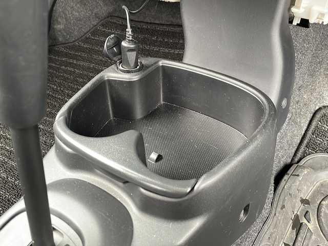 ダイハツ エッセ カスタム 道北・旭川 2010(平22)年 3万km ブラックマイカメタリック /４WD//禁煙車//純正フルエアロ//社外ナビ//フルセグTV/HDD/CD/DVD/SD/iPod//バックカメラ//前後ドライブレコーダー//社外AW付夏タイヤ積込み//ドアバイザー//電動格納式ミラー//フォグランプ//ミラーウインカー//スペアキー1本//取扱説明書