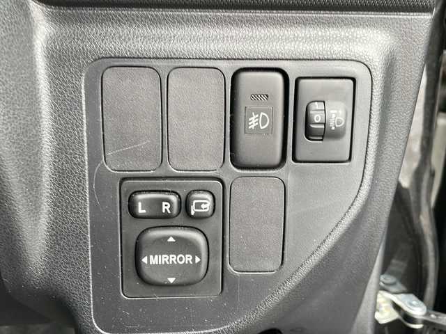 ダイハツ エッセ カスタム 道北・旭川 2010(平22)年 3万km ブラックマイカメタリック /４WD//禁煙車//純正フルエアロ//社外ナビ//フルセグTV/HDD/CD/DVD/SD/iPod//バックカメラ//前後ドライブレコーダー//社外AW付夏タイヤ積込み//ドアバイザー//電動格納式ミラー//フォグランプ//ミラーウインカー//スペアキー1本//取扱説明書