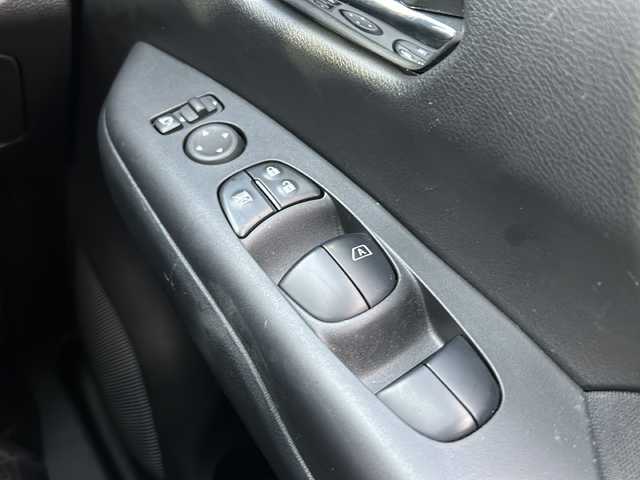 日産 セレナ ハイウェイスター V 広島県 2021(令3)年 5.4万km オレンジ 禁煙/カラーコード：EBL　サンライズオレンジ/セーフティパックA/エマージェンシーブレーキ/車線逸脱警報/ハイビームアシスト/道路標識認識/BSW/プロパイロット/インテリジェントルームミラー/純正１０型ナビ/・フルセグ/CD/DVD/Blu-ray/SD/REC/Bluetooth/アラウンドビューモニター/革巻ステアリング/ステアリングスイッチ/オートライト/スマートキー/プッシュスタート/電動パーキングブレーキ/オートホールド/LEDヘッドライト/フォグランプ/ドライブレコーダー（DJ4-D）/ETC/純正フロアマット/純正ドアバイザー/アイドリングストップ/オートデュアルエアコン、リヤヒーターダクト/純正１６インチアルミホイール