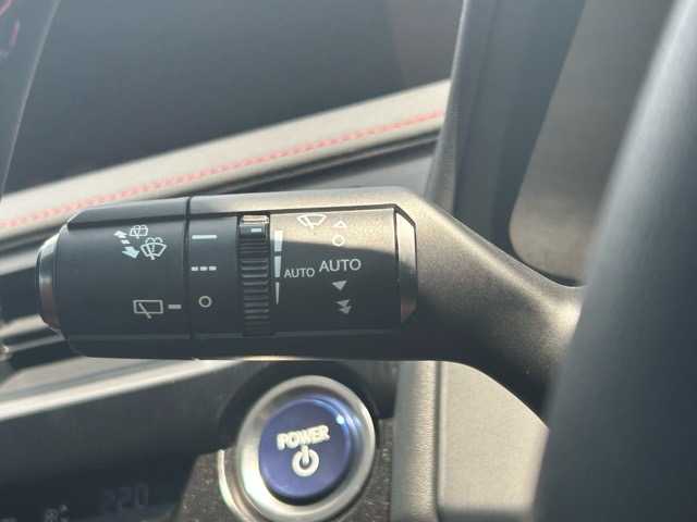 レクサス ＵＸ 250h Fスポーツ 千葉県 2020(令2)年 3.4万km マダーレッド 純正ナビ/CD/DVD/Bluetooth/フルセグTV/バックカメラ/ETC2.0/置くだけ充電/サンルーフ/パワーバックドア/赤革シート/前席パワーシート/前席シートヒーター/レクサスセーフティシステム/プリクラッシュセーフティ/ブラインドスポットモニター/レーダークルーズコントロール/オートマチックハイビーム/コーナーセンサー/純正18インチアルミホイール/純正フロアマット/保証書