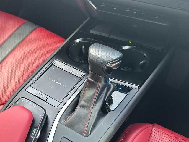 レクサス ＵＸ 250h Fスポーツ 千葉県 2020(令2)年 3.4万km マダーレッド 純正ナビ/CD/DVD/Bluetooth/フルセグTV/バックカメラ/ETC2.0/置くだけ充電/サンルーフ/パワーバックドア/赤革シート/前席パワーシート/前席シートヒーター/レクサスセーフティシステム/プリクラッシュセーフティ/ブラインドスポットモニター/レーダークルーズコントロール/オートマチックハイビーム/コーナーセンサー/純正18インチアルミホイール/純正フロアマット/保証書