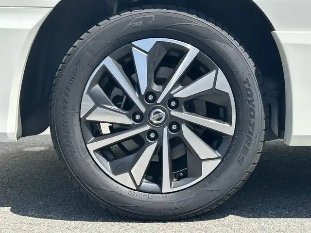 日産 セレナ ハイウェイスター V 山形県 2020(令2)年 3万km ブリリアントホワイトパール 純正10インチナビ/Bluetooth/ナビ連動ドライブレコーダー/プロパイロット/全方位カメラ/レーダークルーズコントロール/両側パワースライドドア/フルセグTV/Wエアコン＆リヤヒーターダクト/純正アルミホイール/フロアマット/USBポート/LEDヘッドライト/ビルトインETC