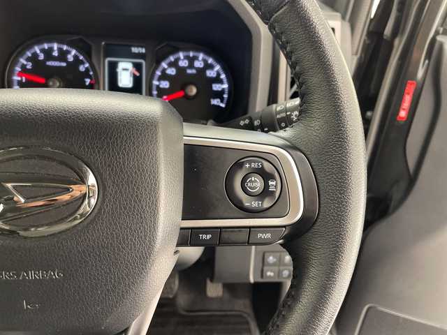 ダイハツ タフト G ターボ クロムベンチャー 愛知県 2022(令4)年 3.6万km ブラックマイカメタリック 純正ナビ/ガラスルーフ/クルーズコントロール/シートヒーター/バックカメラ/コーナーセンサー/純正アルミホイール/ルーフレール/LEDヘッドライト/オートマチックハイビーム/ETC/衝突軽減システム/フルセグ/CD DVD/Bluetooth/ステアリングスイッチ/スマートキー/プッシュスタート