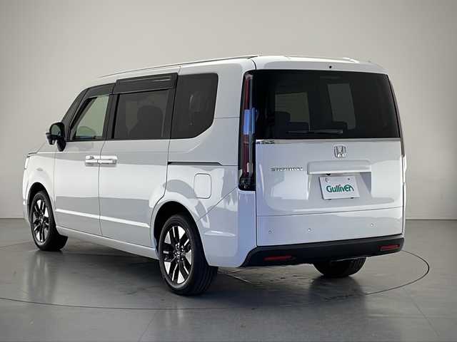 ホンダ ステップワゴン エアー EX 長野県 2025(令7)年 0.1千km プラチナホワイトパール 4WD/純正メモリナビ/（フルセグTV＆BL＆AppleCarPay＆AndroidAuto＆USB＆FM・AM）/全周囲カメラ/寒冷地仕様/クルーズコントロール（追従あり）/レーンキープアシスト/衝突被害軽減システム/クリアランスソナー/両側パワースライドドア/オットマン（2列目）/サンシェード（2列目）/パドルシフト/電動パーキングブレーキ/ブレーキホールド/LEDヘッドライト/オートマチックハイビーム/フォグランプ/ドアバイザー/ETC/シートヒーター（前席）/スマートキー/スペアキー