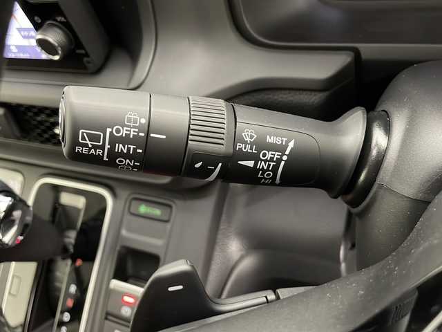 ホンダ ステップワゴン エアー EX 長野県 2025(令7)年 0.1千km プラチナホワイトパール 4WD/純正メモリナビ/（フルセグTV＆BL＆AppleCarPay＆AndroidAuto＆USB＆FM・AM）/全周囲カメラ/寒冷地仕様/クルーズコントロール（追従あり）/レーンキープアシスト/衝突被害軽減システム/クリアランスソナー/両側パワースライドドア/オットマン（2列目）/サンシェード（2列目）/パドルシフト/電動パーキングブレーキ/ブレーキホールド/LEDヘッドライト/オートマチックハイビーム/フォグランプ/ドアバイザー/ETC/シートヒーター（前席）/スマートキー/スペアキー