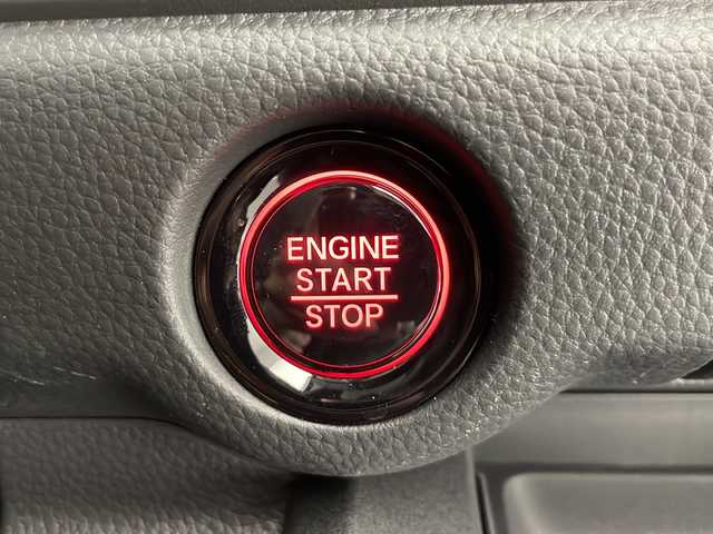 ホンダ ステップワゴン エアー EX 長野県 2025(令7)年 0.1千km プラチナホワイトパール 4WD/純正メモリナビ/（フルセグTV＆BL＆AppleCarPay＆AndroidAuto＆USB＆FM・AM）/全周囲カメラ/寒冷地仕様/クルーズコントロール（追従あり）/レーンキープアシスト/衝突被害軽減システム/クリアランスソナー/両側パワースライドドア/オットマン（2列目）/サンシェード（2列目）/パドルシフト/電動パーキングブレーキ/ブレーキホールド/LEDヘッドライト/オートマチックハイビーム/フォグランプ/ドアバイザー/ETC/シートヒーター（前席）/スマートキー/スペアキー