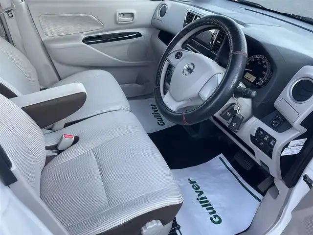 日産 デイズ ルークス X 山形県 2017(平29)年 4.6万km ホワイトパール 衝突被害軽減システム/純正ディスプレイオーディオ/　　【BT AM/FM iPod】/アラウンドビューモニター/両側パワースライドドア/アイドリングストップ/ステアリングスイッチ/電動格納ミラー/インテリジェントルームミラー/フロアマット/ドアバイザ―/インテリジェントキー×2