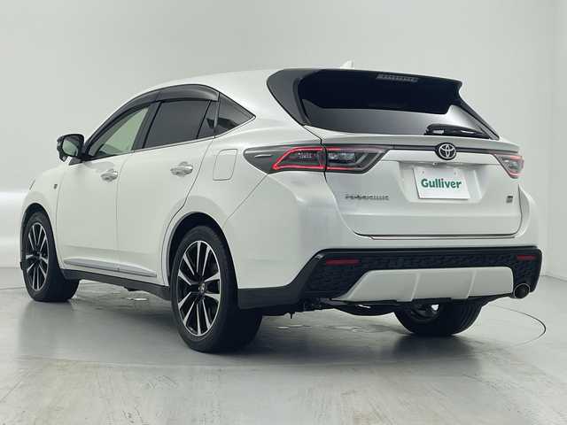 トヨタ ハリアー エレガンス GRスポーツ 愛知県 2018(平30)年 4.5万km ホワイトパールクリスタルシャイン ALPINE9型ナビ/・Bluetooth/・フルセグテレビ/バックカメラ/衝突軽減ブレーキ/レーンキープアシスト/オートマチックハイビーム/パワーシート/レーダークルーズコントロール/ビルトインＥＴＣ/ハーフレザーシート/スマートキー