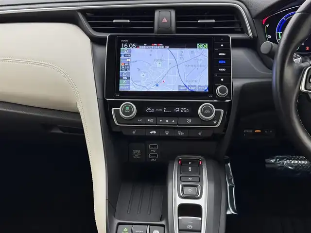 ホンダ インサイト EX・プライムスタイル 宮城県 2020(令2)年 1.9万km スーパープラチナグレーメタリック 純正8型ナビ/ホンダセンシング/バックカメラ/ビルトインETC2.0/本革&ウルトラスエードシート/シートヒーター/運転席/助手席パワーシート/アダプティブクルーズコントロール/ブラインドスポットインフォメーション/パドルシフト/プッシュスタート/純正ドライブレコーダー/オートライト/LEDヘッドライト/純正フロアマット/純正17インチアルミホイール/モデューロAW/スタッドレスタイヤセット車載