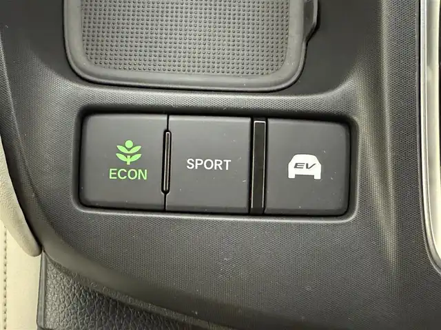 ホンダ インサイト EX・プライムスタイル 宮城県 2020(令2)年 1.9万km スーパープラチナグレーメタリック 純正8型ナビ/ホンダセンシング/バックカメラ/ビルトインETC2.0/本革&ウルトラスエードシート/シートヒーター/運転席/助手席パワーシート/アダプティブクルーズコントロール/ブラインドスポットインフォメーション/パドルシフト/プッシュスタート/純正ドライブレコーダー/オートライト/LEDヘッドライト/純正フロアマット/純正17インチアルミホイール/モデューロAW/スタッドレスタイヤセット車載