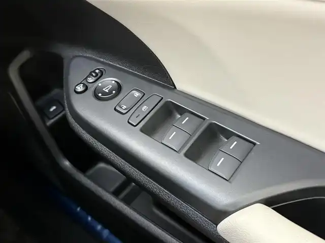 ホンダ インサイト EX・プライムスタイル 宮城県 2020(令2)年 1.9万km スーパープラチナグレーメタリック 純正8型ナビ/ホンダセンシング/バックカメラ/ビルトインETC2.0/本革&ウルトラスエードシート/シートヒーター/運転席/助手席パワーシート/アダプティブクルーズコントロール/ブラインドスポットインフォメーション/パドルシフト/プッシュスタート/純正ドライブレコーダー/オートライト/LEDヘッドライト/純正フロアマット/純正17インチアルミホイール/モデューロAW/スタッドレスタイヤセット車載