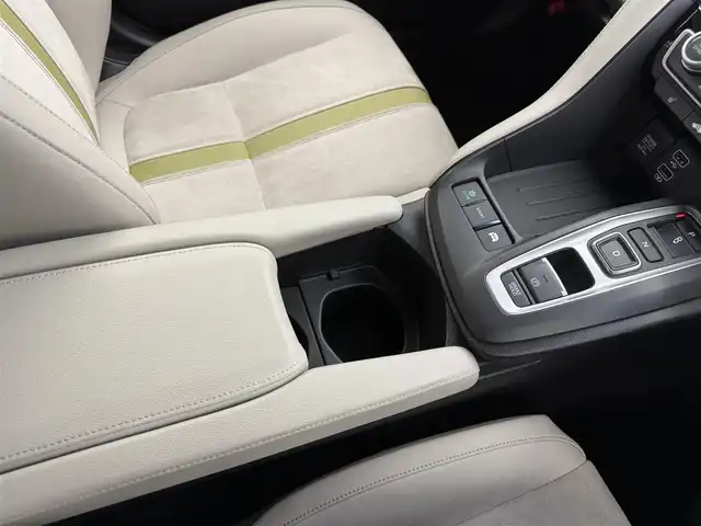 ホンダ インサイト EX・プライムスタイル 宮城県 2020(令2)年 1.9万km スーパープラチナグレーメタリック 純正8型ナビ/ホンダセンシング/バックカメラ/ビルトインETC2.0/本革&ウルトラスエードシート/シートヒーター/運転席/助手席パワーシート/アダプティブクルーズコントロール/ブラインドスポットインフォメーション/パドルシフト/プッシュスタート/純正ドライブレコーダー/オートライト/LEDヘッドライト/純正フロアマット/純正17インチアルミホイール/モデューロAW/スタッドレスタイヤセット車載