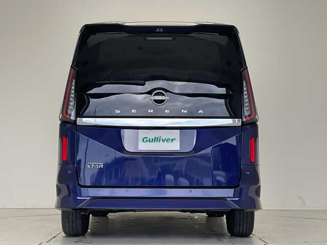 日産 セレナ ハイウェイスター V 愛知県 2023(令5)年 0.9万km アズライトブルー 純正12.3型ディスプレイオーディオナビ/全方位カメラ/両側パワースライドドア/レーダークルーズコントロール/バックカメラ/コーナーセンサー/純正アルミホイール/ETC2.0/ブラインドスポットモニター/LEDヘッドライト/パドルシフト/インテリジェントミラー/リアオートエアコン/オートマチックハイビーム/ワイヤレス充電機/ドライブレコーダー/ステアリングスイッチ/スマートキー/プッシュスタート