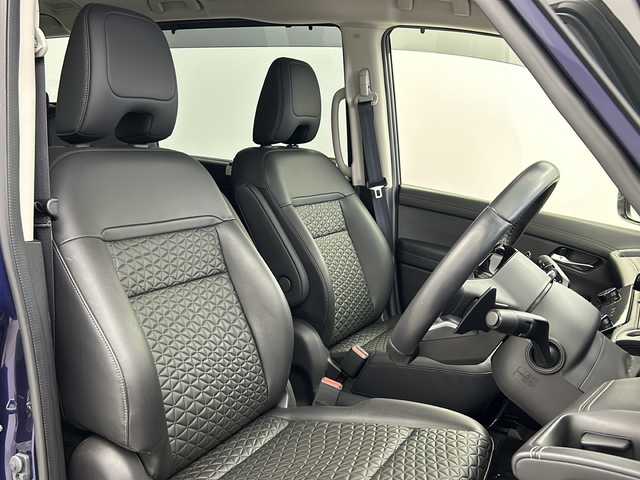 日産 セレナ ハイウェイスター V 大阪府 2023(令5)年 1.7万km 青 ワンオーナー/純正12.3インチディスプレイオーディオ(ナビ有)/【フルセグTV/Bluetooth/USB接続/HDMI】/アラウンドビューモニター/プロパイロット/デジタルインナーミラー/両側パワースライドドア/置く充電インテリジェントクルーズコントロール/エマージェンシーブレーキ/ブラインドスポットモニター/車線逸脱警報/先行車発進お知らせ/後退時車両検知/前後クリアランスソナー/ふらつき警報/ハーフレザーシート/前後シートヒーター/ステアリングヒーター/ロールサンシェード/後席パーソナブルテーブル/置く充電