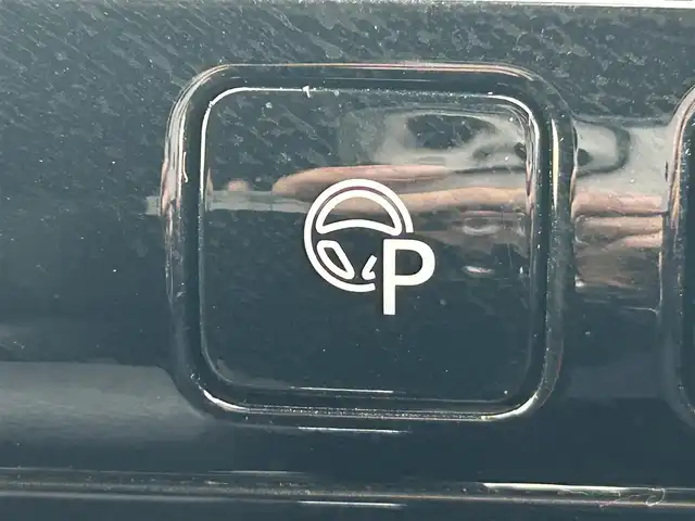 日産 セレナ ハイウェイスター 岡山県 2016(平28)年 7.6万km ブリリアントホワイトパール 登録時走行距離75335km/純正10インチナビ/フルセグTV(AM/FM/CD/DVD/Bluetooth)/純正11インチフリップダウンモニター/両側パワースライドドア/アラウンドビューモニター/ビルトインETC/ドライブレコーダー/インテリジェントルームミラー/プロパイロット/・インテリジェントクルーズコントロール/・車線逸脱防止支援システム/クリアランスソナー/衝突軽減ブレーキ/横滑り防止装置/オートマチックハイビーム/アイドリングストップ/電子パーキングブレーキ/オートブレーキホールド/16インチ純正AW/純正フロアマット