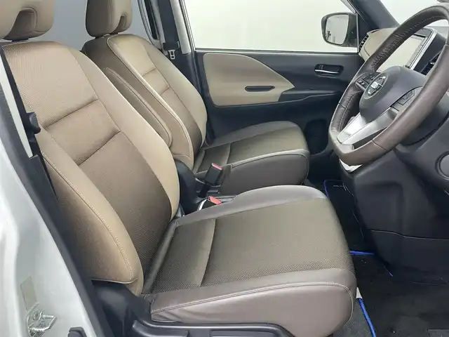 日産 セレナ e－パワー ハイウェイスター V 福岡県 2019(令1)年 3.2万km ブリリアントホワイトパール 2トーン 後席モニター　/純正ナビ　/全方位カメラ　/ＥＴＣ　/ドラレコ　/デジタルルームミラー　/ＡＣＣ　/プロパイロット/コーナーセンサー　/エマージェンシーブレーキ　/レーンキープ　/パーキングアシスト　/両側電動スライドドア