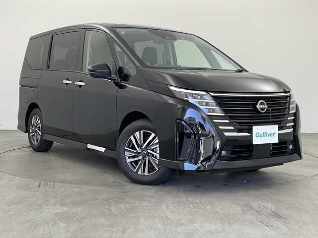 日産 セレナ e－パワー ハイウェイスター V 兵庫県 2025(令7)年 0.1万km未満 ダイヤモンドブラック ・NissanConnectナビゲーションシステム/（フルセグ・BT・Apps・HDMI）/・後席専用モニターHDMI NissanConnectナビ付車用/・ヘッドランプ オートレベライザー/・アダプティブLEDヘッドライトシステム/・インテリジェント アラウンドビューモニター（移動物 検知機能付）/・インテリジェント ルームミラー/・アドバンスドドライブアシストディスプレイ（12.3インチカラーディスプレイ）/・統合型インターフェースディスプレイ/・ワイヤレス充電器/・ETC2.0ユニット（ビルトインタイプ）/・ドライブレコーダー（前後セット）/・プロパイロット（ナビリンク機能付）/・プロパイロット緊急停止支援システム（SOSコール機能付）/・BSM/・両側パワースライドドア/・純正16インチアルミホイール
