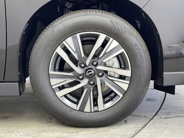日産 セレナ e－パワー ハイウェイスター V 兵庫県 2025(令7)年 0.1万km未満 ダイヤモンドブラック ・NissanConnectナビゲーションシステム/（フルセグ・BT・Apps・HDMI）/・後席専用モニターHDMI NissanConnectナビ付車用/・ヘッドランプ オートレベライザー/・アダプティブLEDヘッドライトシステム/・インテリジェント アラウンドビューモニター（移動物 検知機能付）/・インテリジェント ルームミラー/・アドバンスドドライブアシストディスプレイ（12.3インチカラーディスプレイ）/・統合型インターフェースディスプレイ/・ワイヤレス充電器/・ETC2.0ユニット（ビルトインタイプ）/・ドライブレコーダー（前後セット）/・プロパイロット（ナビリンク機能付）/・プロパイロット緊急停止支援システム（SOSコール機能付）/・BSM/・両側パワースライドドア/・純正16インチアルミホイール