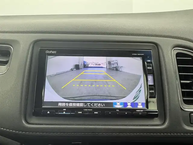 ホンダ ヴェゼル ハイブリッド X ホンダセンシング 愛知県 2018(平30)年 5.6万km プラチナホワイトパール 純正ナビ　/（フルセグ／ＢＴ／ＣＤ／ＤＶＤ） /レーダークルーズコントロール　/パドルシフト　/バックモニター　/衝突軽減システム　/レーンキープアシスト　/電動格納ミラー　/ステアリングスイッチ　/ドライブレコーダー　/ETC　/社外AW
