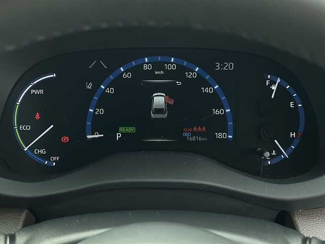 トヨタ ヤリスクロス ハイブリッド Z 岐阜県 2022(令4)年 1.7万km ブラックマイカ/ホワイトパールクリスタルシャイン 2トーン 純正ＳＤナビ　/全周囲カメラ　/フルセグテレビ　/クルコン追従走行あり　/ＥＴＣ　/オートライト　/ワンオーナー　/スマートキー　/コーナーセンサー前後　/衝突被害軽減システム/ハーフレザーシート　/レーンキープアシスト/プッシュスタート/アイドリングストップ/ＡＡＣ/スペアキー1本/Blue tooth接続/USB入力端子/SDミュージックサーバー/ドライブレコーダー前方/フルフラットシート/純正フロアマット/パワーシートD席/シートヒーターD＋N席/純正アルミホイール/ABS/横滑り防止装置/盗難防止装置/オートマチックハイビーム/エアバッグW