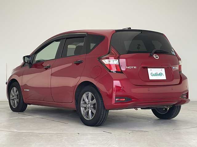 日産 ノート e－パワー X Bアロー 愛知県 2020(令2)年 3.2万km ガーネットレッド/スーパーブラック 2トーン 衝突軽減システム/９型SDナビ/レーダークルーズコントロール/フルセグ/CD/DVD/Bluetooth/バックカメラ/コーナーセンサー/純正アルミホイール/LEDヘッドライト/オートライト/ドライブレコーダー/ETC/ステアリングスイッチ/スマートキー/プッシュスタート