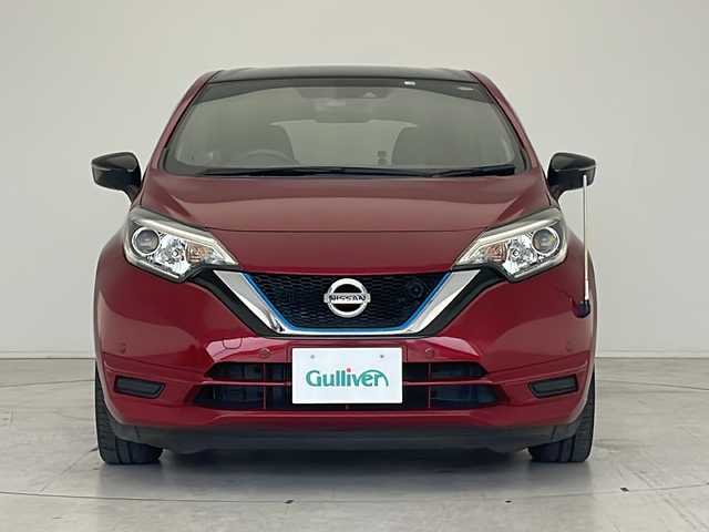 日産 ノート e－パワー X Bアロー 愛知県 2020(令2)年 3.2万km ガーネットレッド/スーパーブラック 2トーン 衝突軽減システム/９型SDナビ/レーダークルーズコントロール/フルセグ/CD/DVD/Bluetooth/バックカメラ/コーナーセンサー/純正アルミホイール/LEDヘッドライト/オートライト/ドライブレコーダー/ETC/ステアリングスイッチ/スマートキー/プッシュスタート