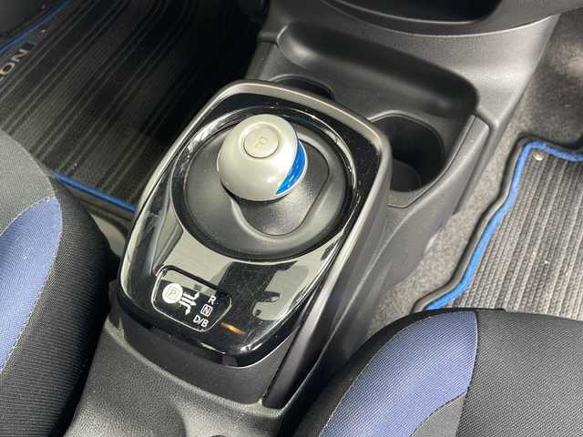 日産 ノート e－パワー X Bアロー 愛知県 2020(令2)年 3.2万km ガーネットレッド/スーパーブラック 2トーン 衝突軽減システム/９型SDナビ/レーダークルーズコントロール/フルセグ/CD/DVD/Bluetooth/バックカメラ/コーナーセンサー/純正アルミホイール/LEDヘッドライト/オートライト/ドライブレコーダー/ETC/ステアリングスイッチ/スマートキー/プッシュスタート
